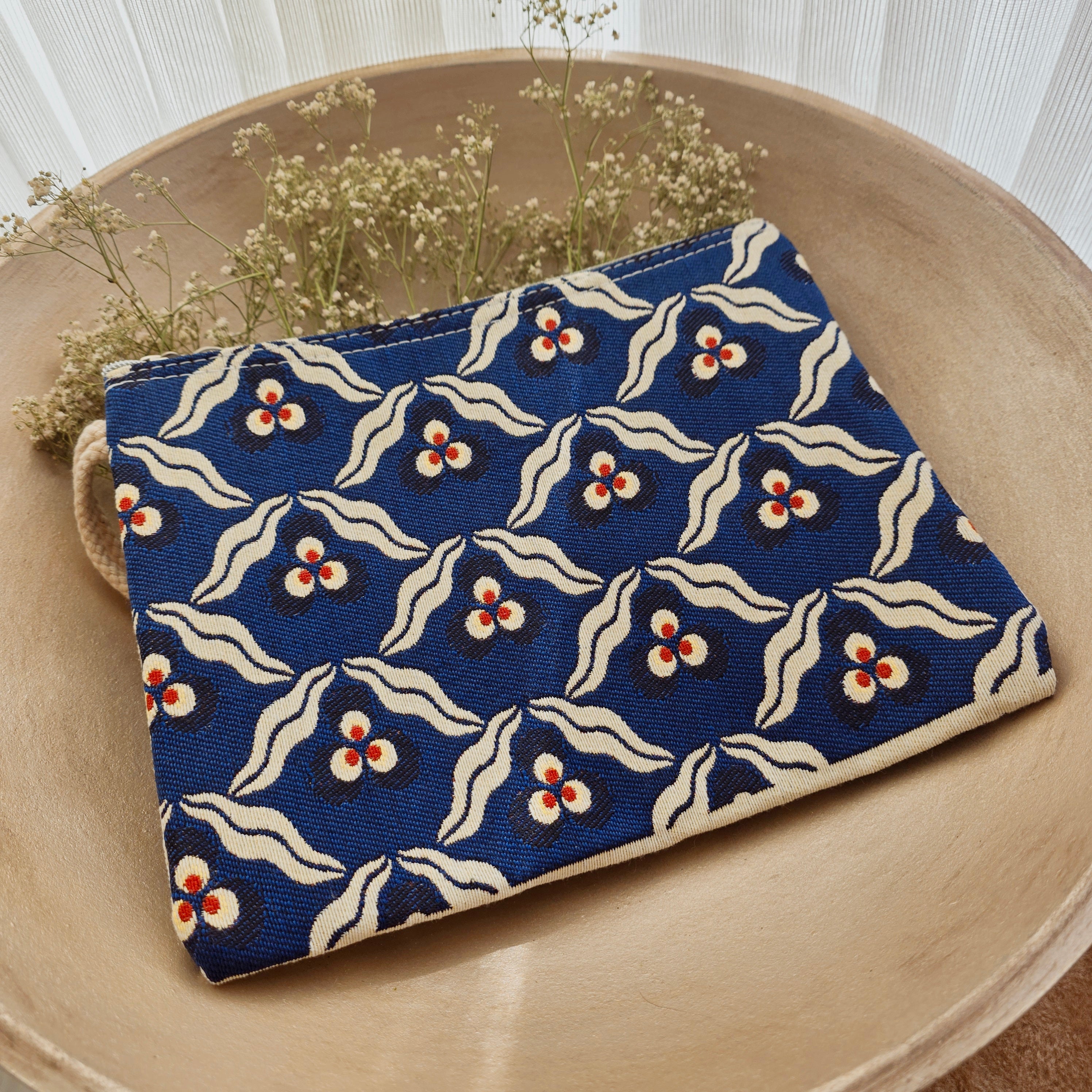 Large Mix Orient Clutch Tasche